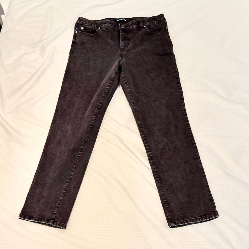 Bandolino black washed jeans straight leg mandie style women size 12